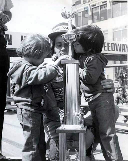 1975-1